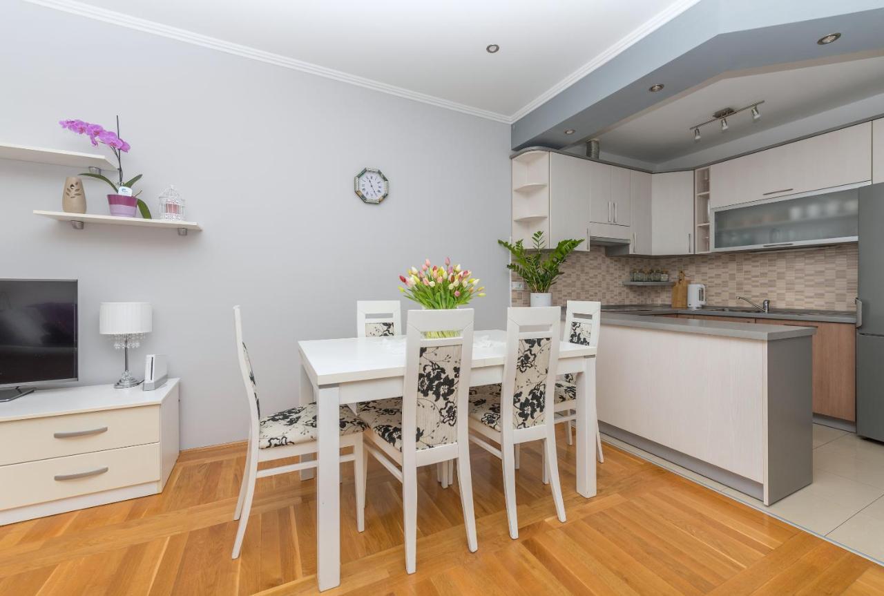 מאקרסקה Long Apartment מראה חיצוני תמונה
