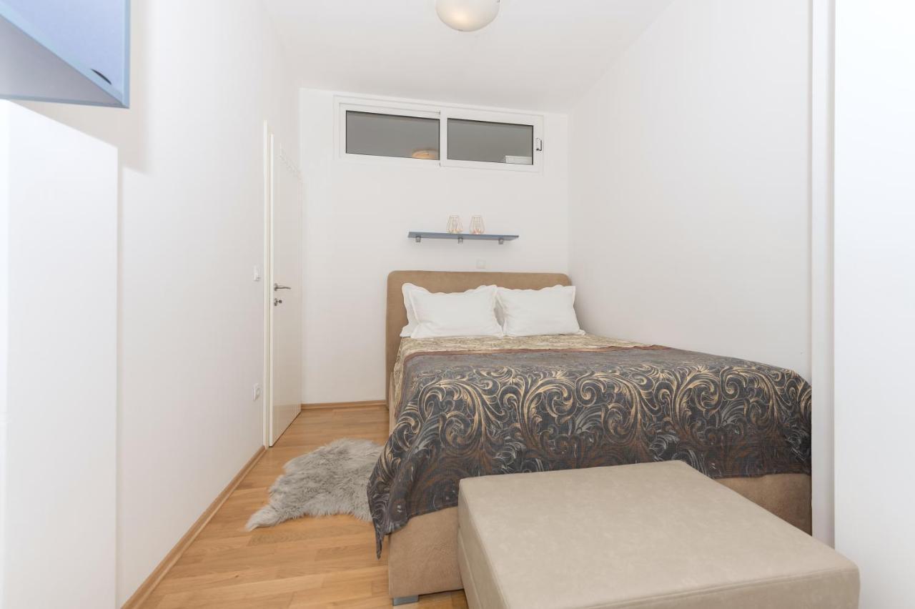 מאקרסקה Long Apartment מראה חיצוני תמונה