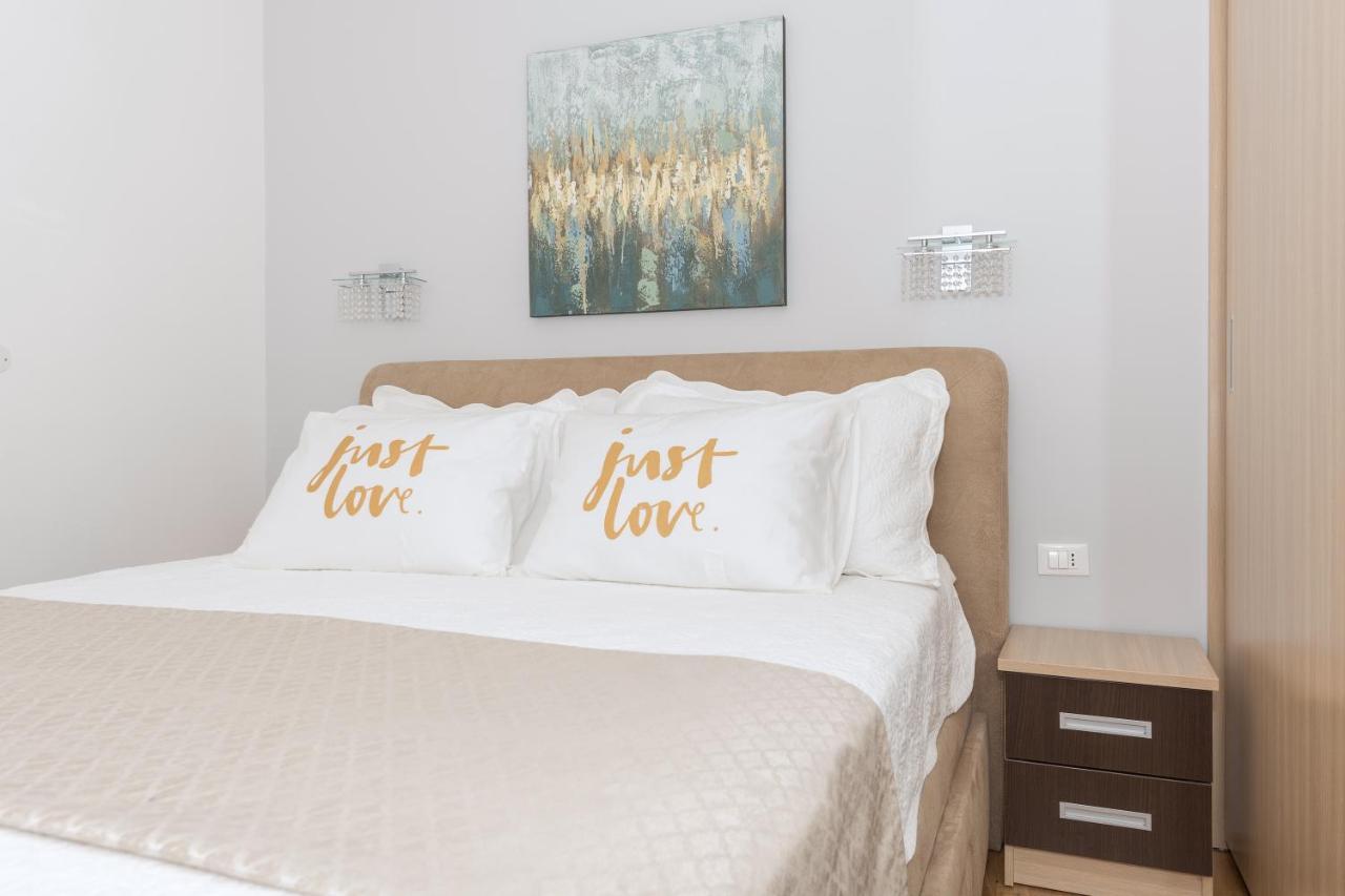 מאקרסקה Long Apartment מראה חיצוני תמונה