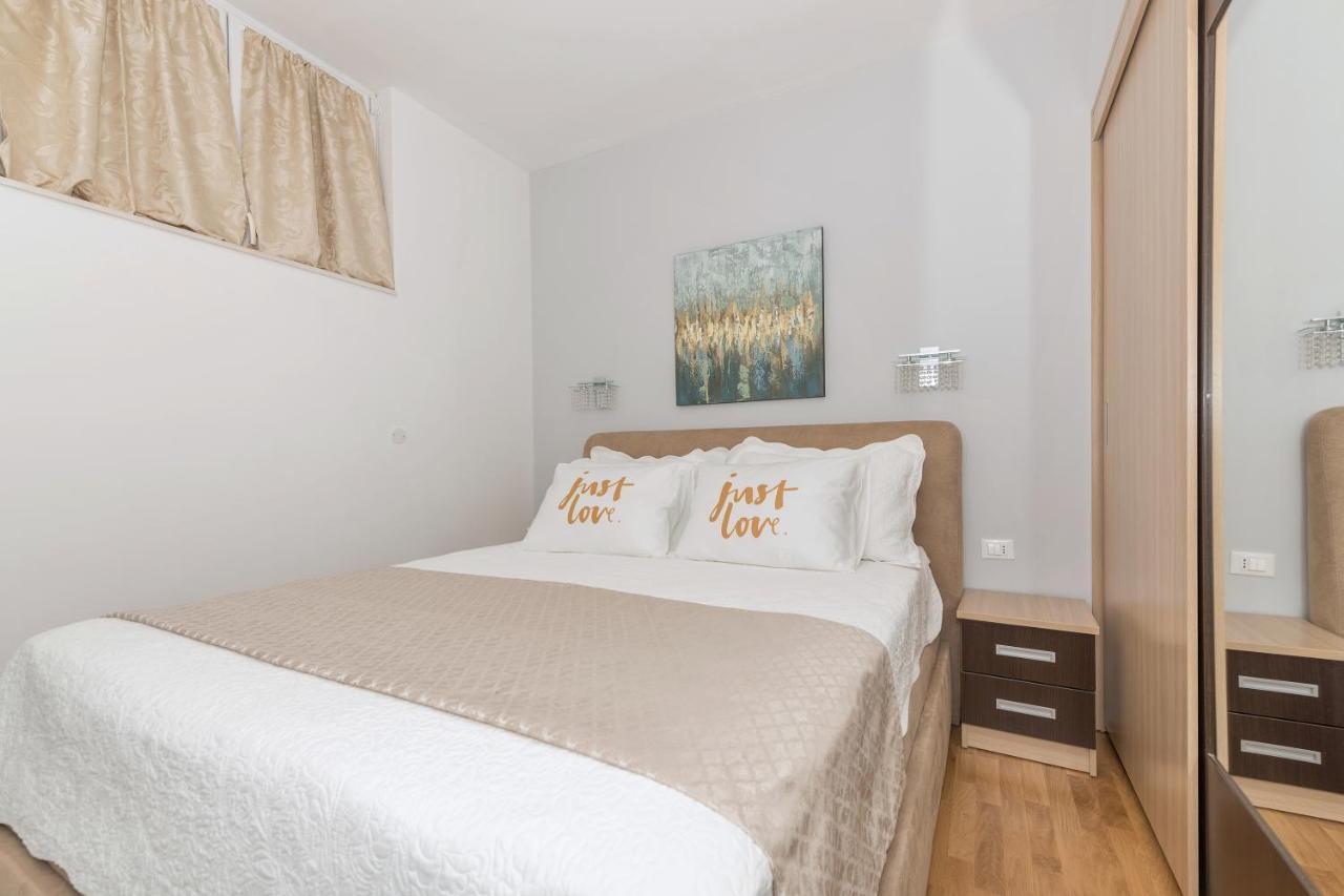 מאקרסקה Long Apartment מראה חיצוני תמונה