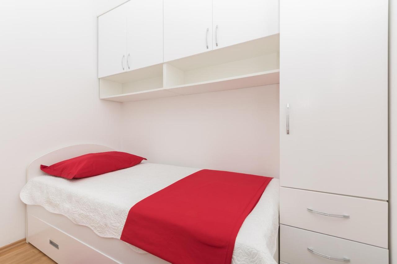 מאקרסקה Long Apartment מראה חיצוני תמונה